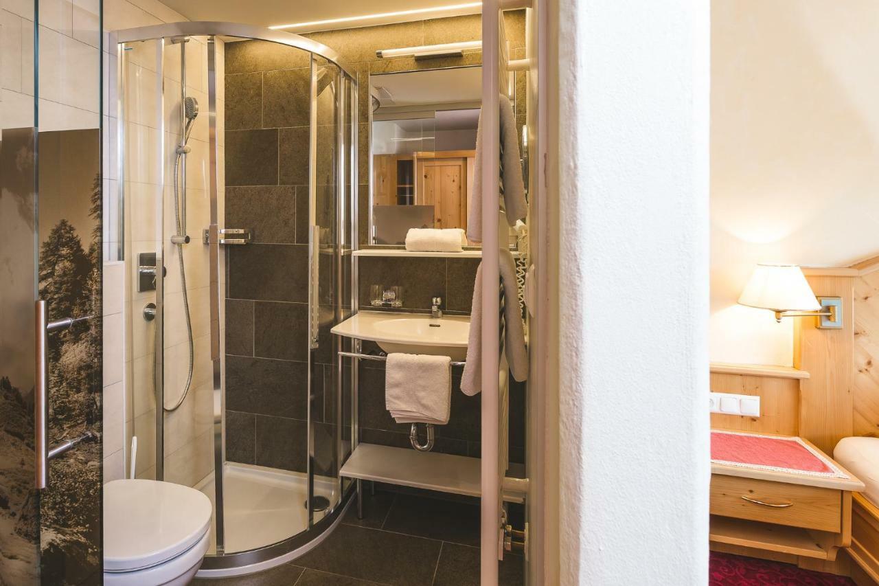 Hotel Garni Tirol Ladis Extérieur photo
