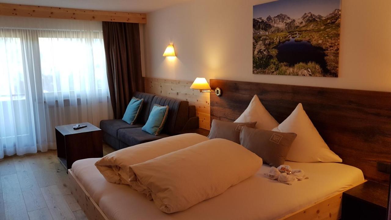 Hotel Garni Tirol Ladis Extérieur photo
